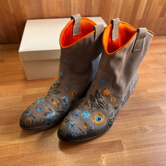 STRATEGIA Shoes - Strategia Roxana embroidered leather, cowboy boot, the shoebox, vero cuioio, 39